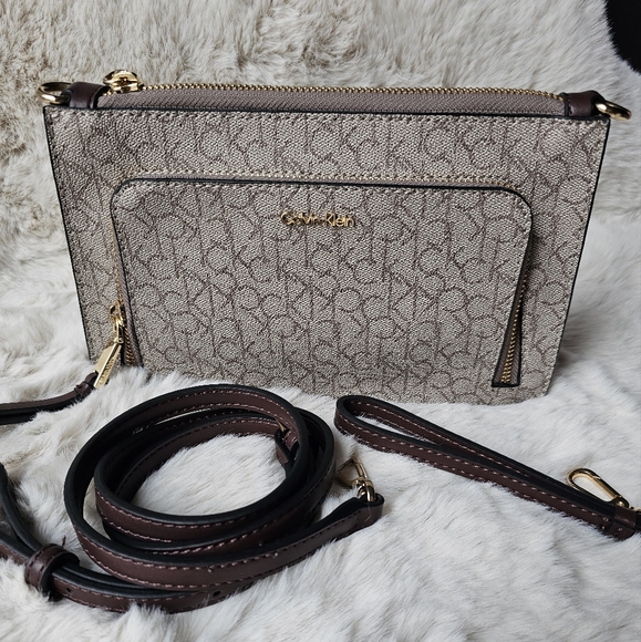 Calvin Klein Bag - Picture 1 of 9